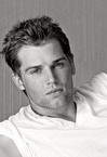 Mike Vogel photo